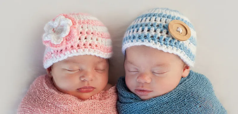 can you have twins from different fathers